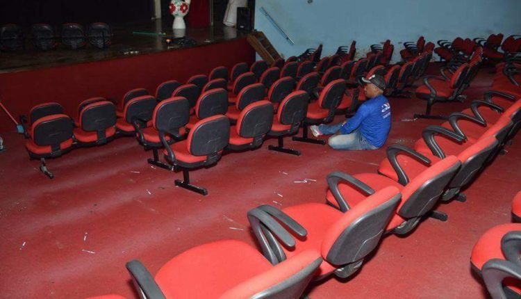 reforma teatro sao goncalo