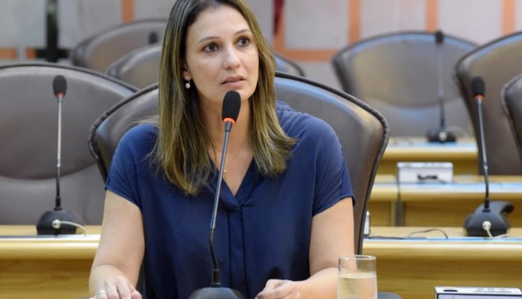 1aac33dc9f6f6c94294f538b4a394329