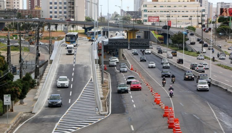 Viaduto-do-BR-101_Foto_ALex-Régis_SECOM-7