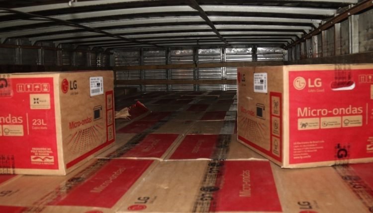 6c27783e-c712-4858-85d8-e14e1f7c7649