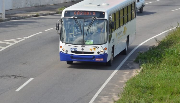 ônibus-da-Trampolim-Parnamirim-2-garagem-750×497