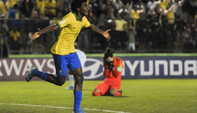 Brasil e Nova Zelândia jogam no estádio no Bezerrão, no Gama-DF