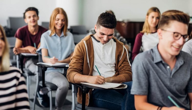 Cursos profissionalizantes com preços populares