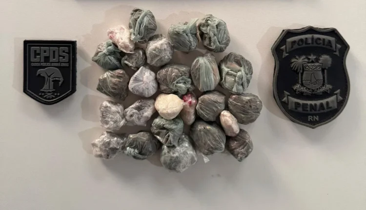 visitante-flagrada-com-drogas-Ceara-Mirim (1)